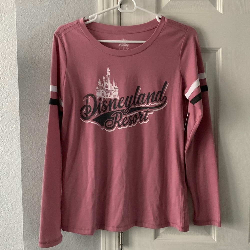 $7 SALE! NWT Disneyland Resort pink long sleeve t shirt Sz S
